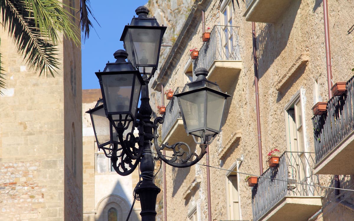 Cefalu Detail (2) Cefalu Detail (2)