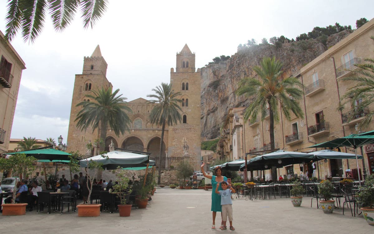 Cefalu Domplatz (2) Cefalu Domplatz (2)