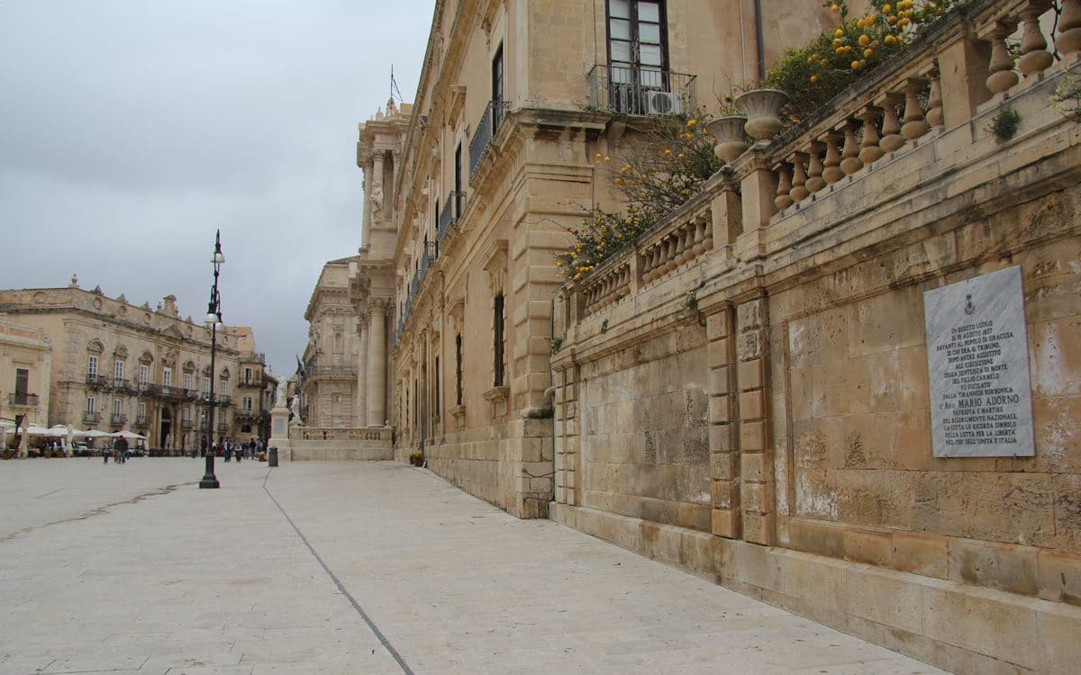 Ortigia Platz der Kathedrale (14) Ortigia Platz der Kathedrale (14)