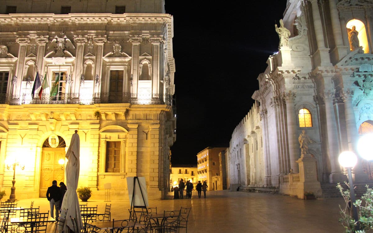 Ortigia Platz der Kathedrale (5) Ortigia Platz der Kathedrale (5)