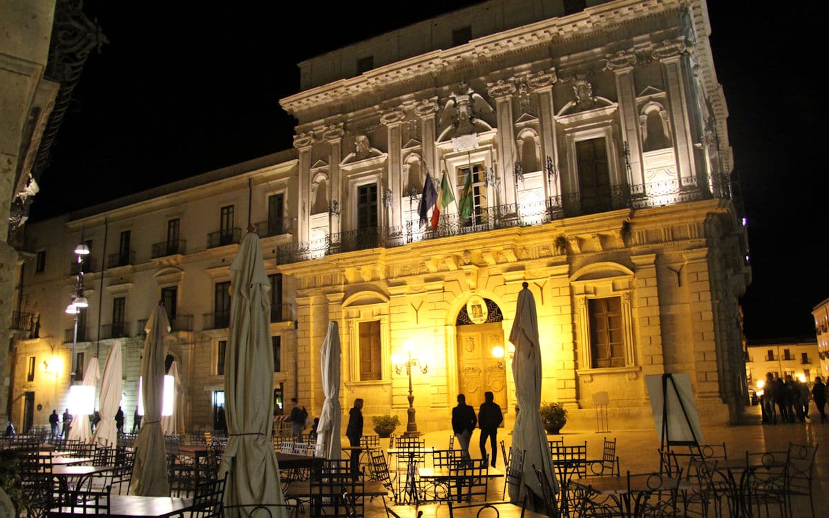 Ortigia Platz der Kathedrale (6) Ortigia Platz der Kathedrale (6)