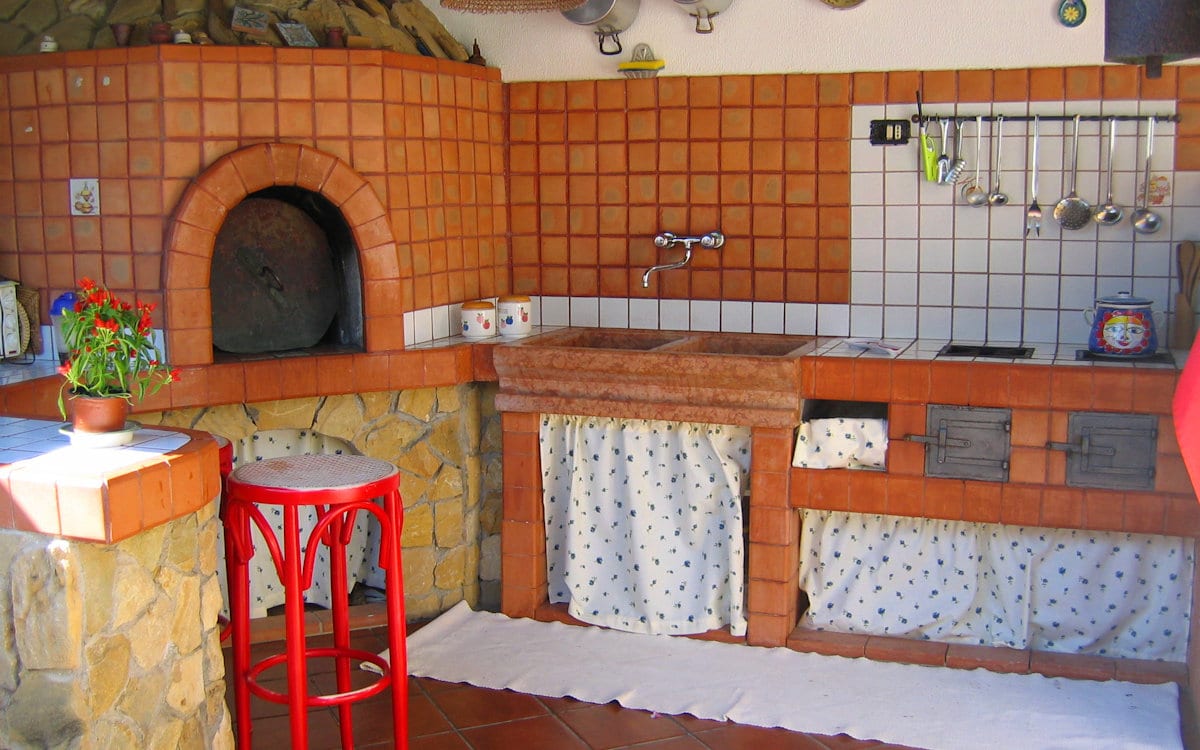 Villa Portopalo 3 gemauerte Außenküche (17) Villa Portopalo 3 gemauerte Außenküche (17)