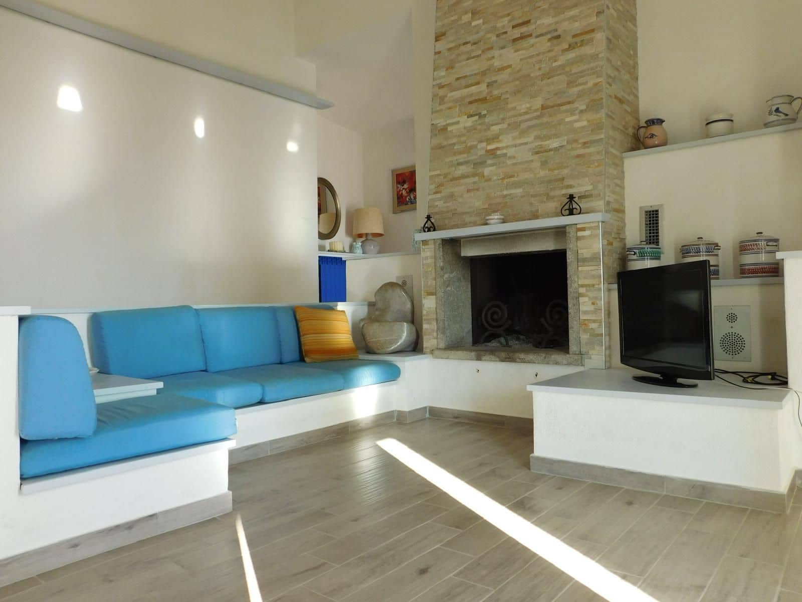 Villa Terrasini Wohnzimmer (6) Villa Terrasini Wohnzimmer (6)