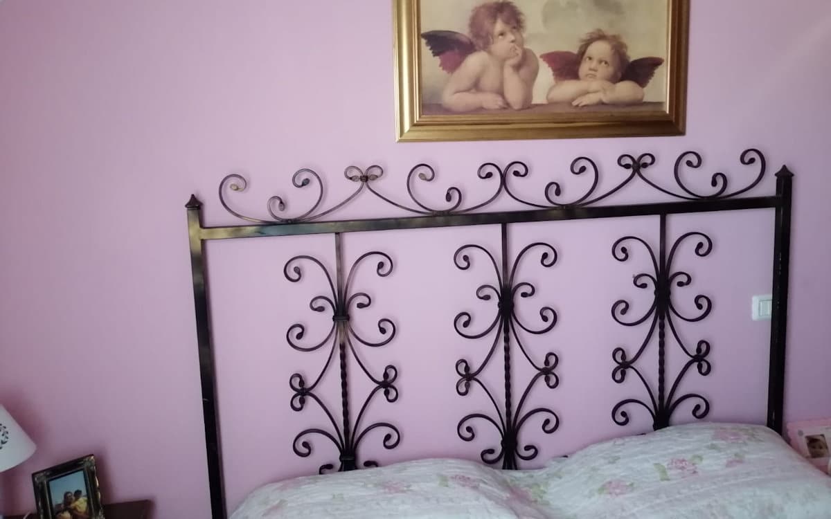 Schlafzimmer (1) Schlafzimmer (1)